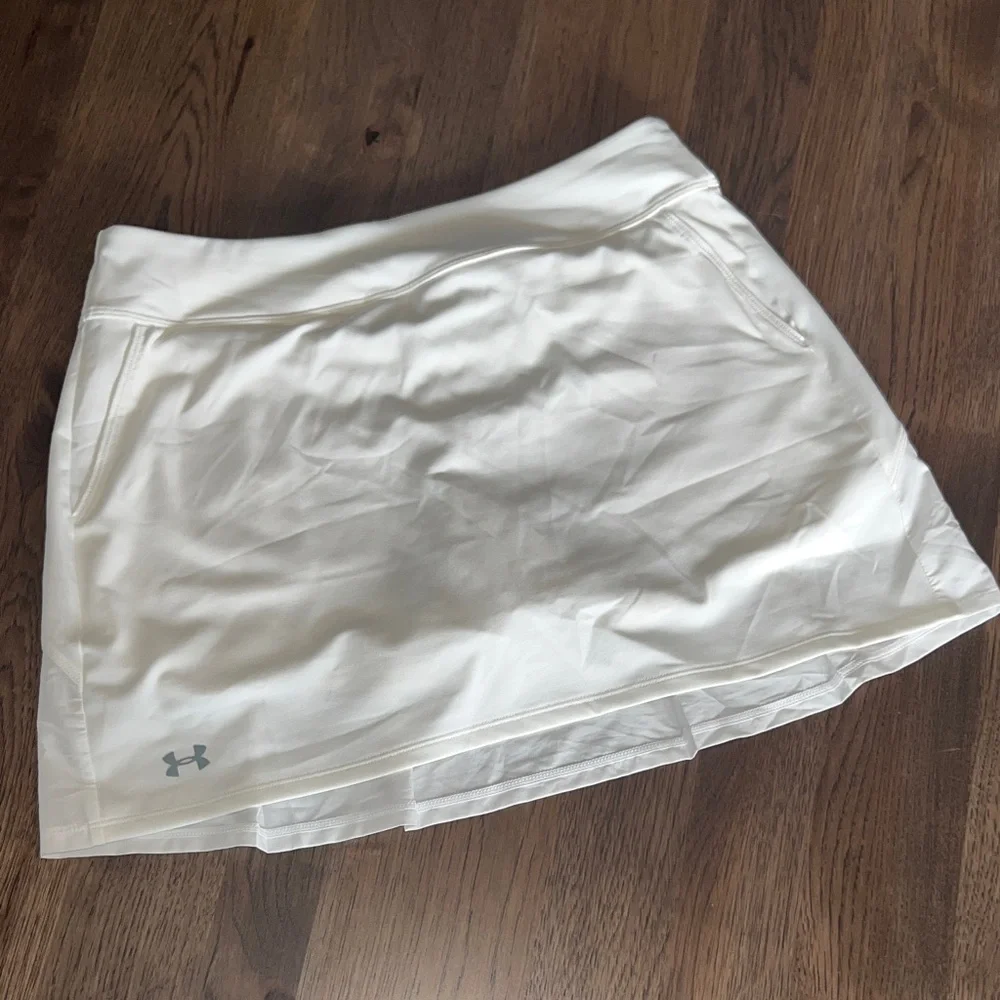 Under Armour Women’s White Skort